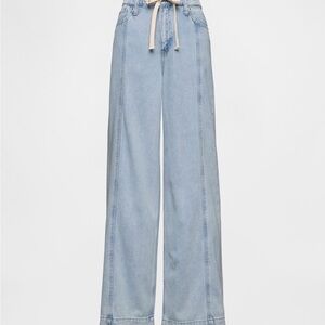 GAP Wide-Leg Light Wash Denim Pants